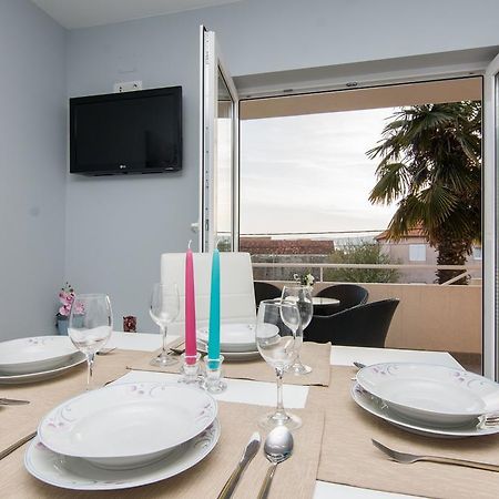 Apartments Mate Туран Екстериор снимка